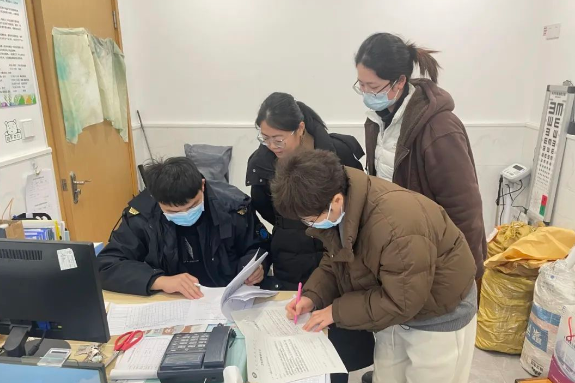 筑牢安全线，护航新学期——惠山三院开展学校卫生检查