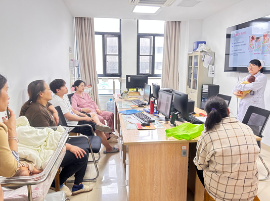 “喂”爱同行 共同成长——惠山三院开展全国母乳喂养宣传日活动