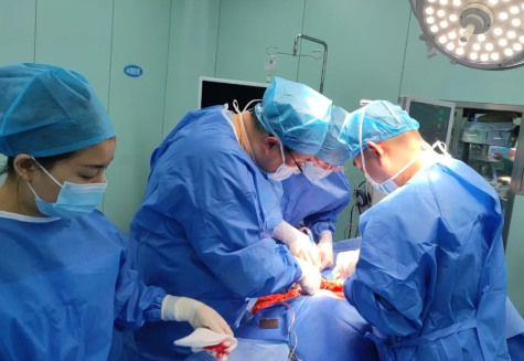 “五一 ”劳动节,“医”线我在岗