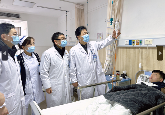 除夕慰问情谊浓，殷殷关怀暖人心——惠山三院开展节前安全检查及慰问住院患者活动