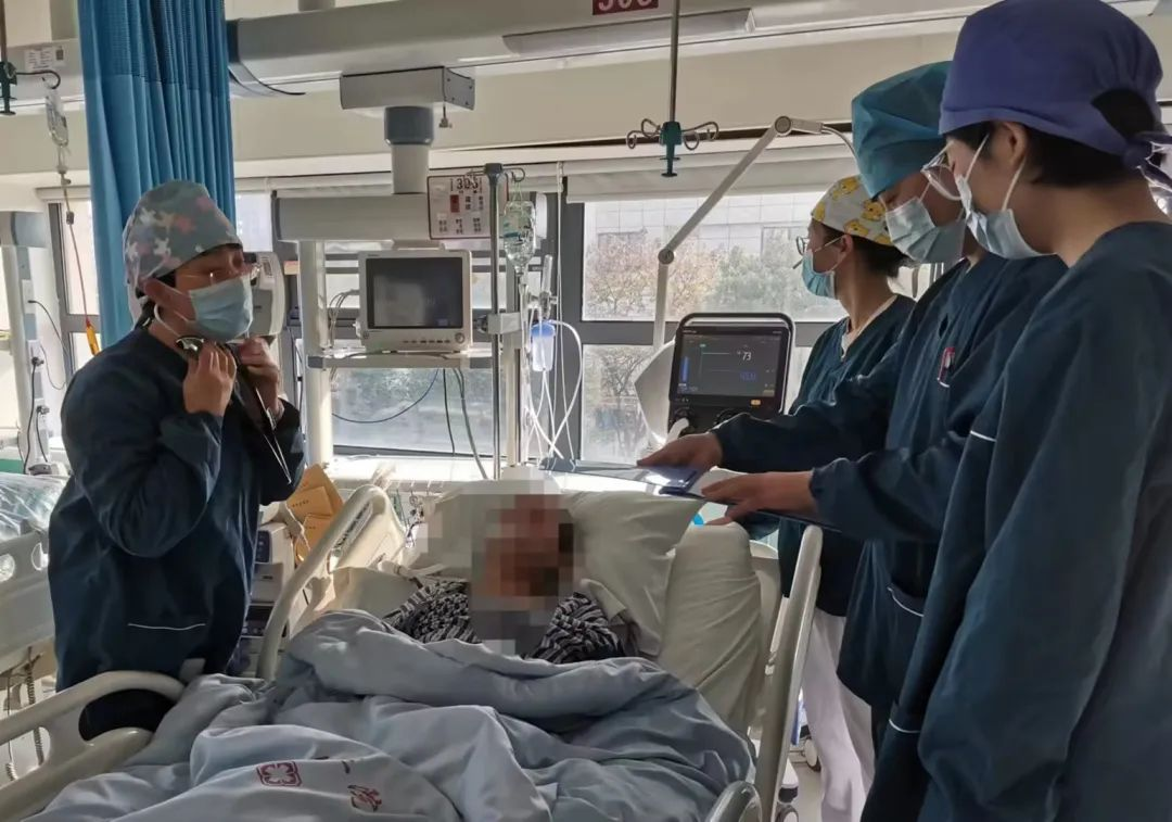 急性亚硝酸盐中毒！惠山三院生死急救助力患者恢复健康