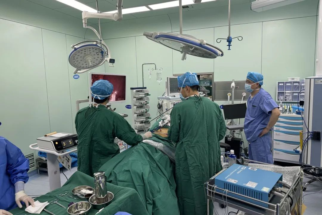 输尿管“跑错道”？惠山三院泌尿外科成功完成罕见腔静脉后输尿管重建手术