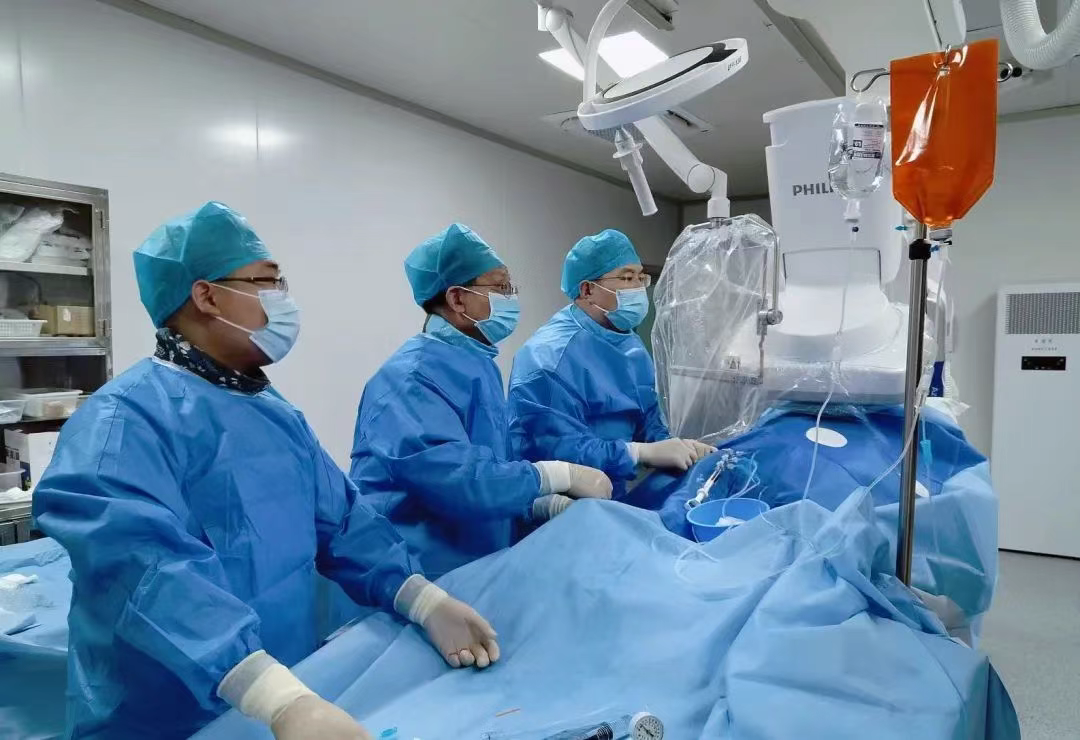 突破“心”壁垒：惠山三院心内科成功完成高难度慢性闭塞性病变（CTO）介入手术