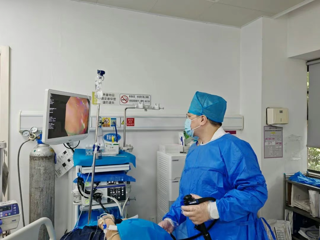 精准微创!惠山三院消化内科引进放大内镜成功切除肠道“早癌”隐患!
