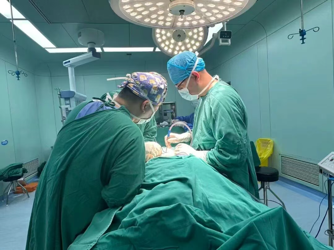 七旬老人股骨颈骨折,惠山三院骨科助其5天站立行走