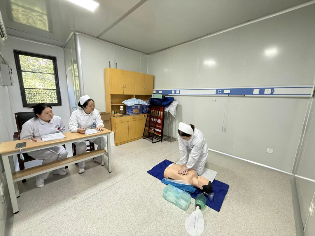 惠山三院护理部组织开展全院护士心肺复苏操作考试